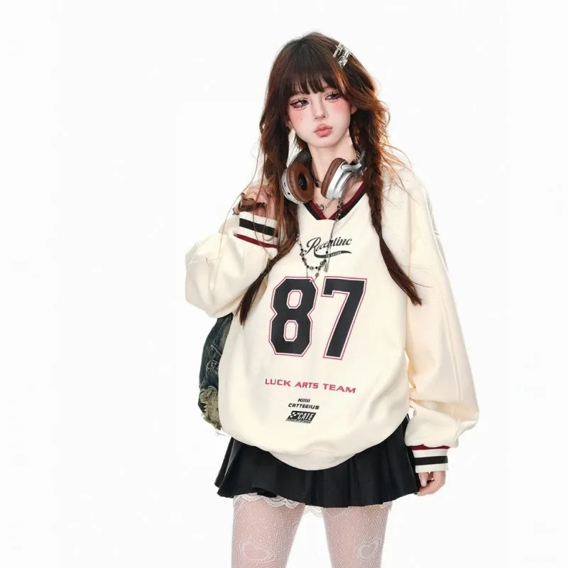 American College Style V-neck Long-Sleeved Sweatshirt