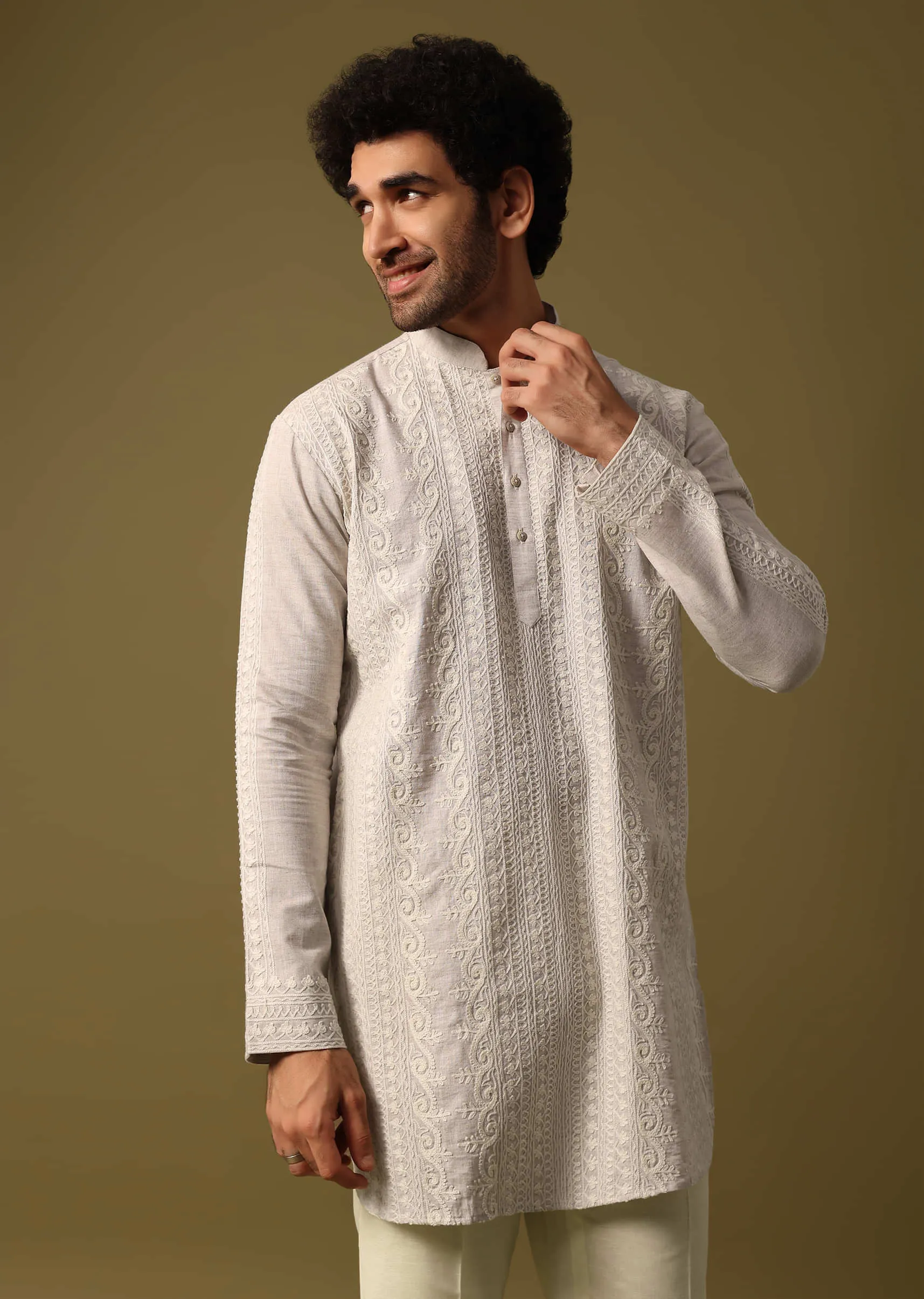 Off White Cotton Kurta Set With Resham Work For Men