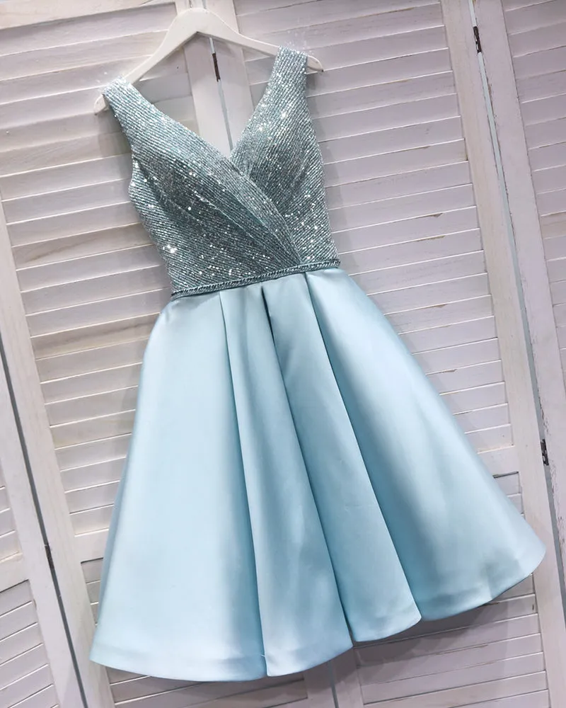 Sexy V Neck Light Blue V Beck Short Prom Dress Semi Formal Cocktail Homecoming Dress with Sequins SP08210